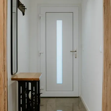 Apartman Apartma Zora *